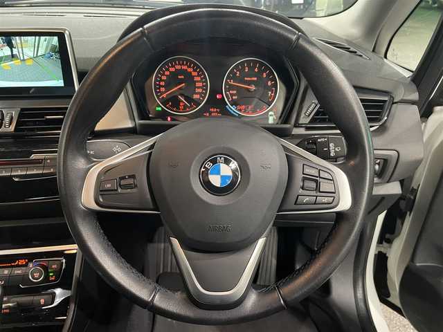 ＢＭＷ ２１８ｉ