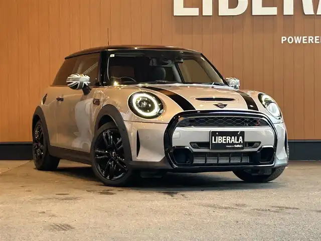 ＭＩＮＩ ＢＭＷ ミニ クーパー S クラシックトリム 宮城県 2021(令3)年 3.8万km ベージュ アクティブクルーズコントロール/ドライビングアシストパッケージ/純正ナビゲーションシステム/バックカメラ/パーキングアシスト/LEDヘッドライト/オートライト /ユニオンジャックテールランプ/コンフォートアクセス/17インチAW/ブラックハーフレザーシート/シートヒーター /ピアノブラックエクステリア/ユニオンジャックドアミラーカバー/ボンネットストライプ/ドライブレコーダー/保証書・取説書・スペアキー