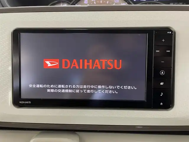 ダイハツ ムーヴ キャンバス G メイクアッフ SA Ⅱ 埼玉県 2017(平29)年 4.8万km パールホワイトⅢ/シルキーブルーパール 2トーン 純正ナビ　Bカメラ　フルセグ　CD　DVD　BT　ETC　スマートアシスト3　両側パワースライドドア　LEDオートライト　ステアリングスイッチ　スペアキー