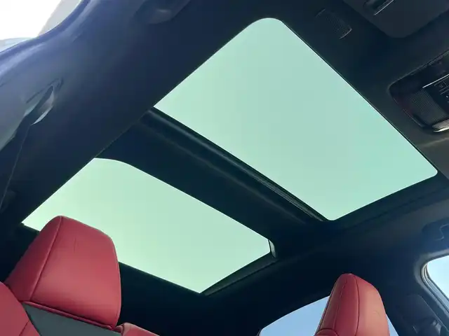 レクサス ＮＸ 350h Fスポーツ 山梨県 2023(令5)年 1.4万km ホワイトノーヴァガラスフレーク MarkLevinson/パノラマサンルーフ/三眼LEDヘッドライト/赤革/置き型充電/純正14インチメモリナビ/フルセグTV/全周囲カメラ/インテリアイルミネーション(カラー変更有)/デジタルインナーミラー/ETC2.0/前席シートヒーター/前席ベンチレーション/ステアリングヒーター/ヘッドアップディスプレイ/純正20インチブラックアルミホイール/オプションオレンジキャリパー