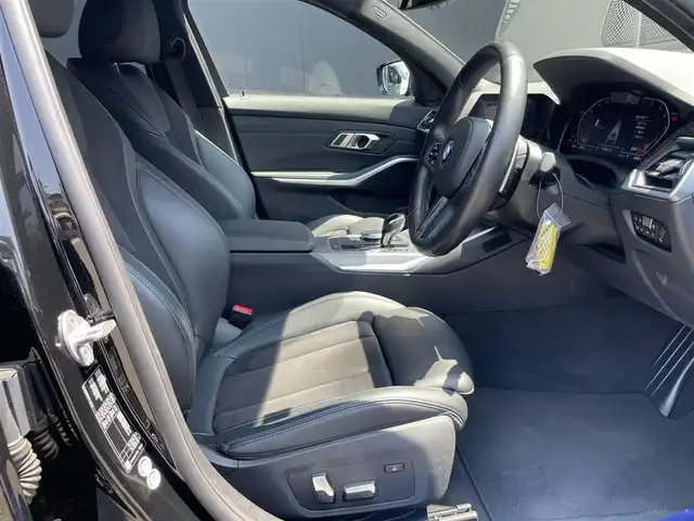 ＢＭＷ ＢＭＷ ３２０ｉ Mスポーツ 香川県 2019(令1)年 4.2万km 黒 純正ナビ/地デジ/全方位カメラ/ACC/ハーフレザーシート/シートヒーター/コーナーセンサー/レーンアシスト/衝突軽減/ブラインドスポット/ヘッドアップディスプレイ