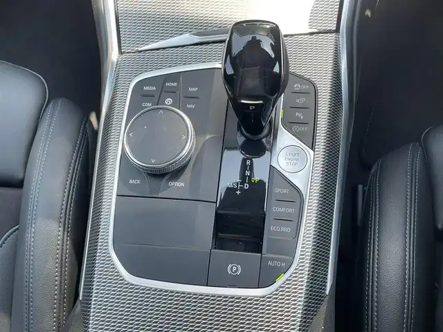 ＢＭＷ ＢＭＷ ３２０ｉ Mスポーツ 香川県 2019(令1)年 4.2万km 黒 純正ナビ/地デジ/全方位カメラ/ACC/ハーフレザーシート/シートヒーター/コーナーセンサー/レーンアシスト/衝突軽減/ブラインドスポット/ヘッドアップディスプレイ