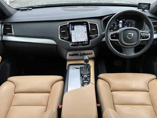 ボルボ ＸＣ９０ T5 AWD モーメンタム 愛知県 2018(平30)年 3.9万km オニキスブラックP /正規ディーラー車/ベージュ革シート//純正ナビ/フルセグ/BT/CD/USB//全方位カメラ/前後ドラレコ/ETC//純正19インチアルミホイール//純正ドアバイザー//純正フロアマット//メモリ付きパワーシート/前席・2列目シートヒーター//革巻きステア/ステアスイッチ/ステアヒーター//パワーバックドア//純正LEDオートライト/オートハイビーム//アクティブベンディングライト//衝突軽減ブレーキ/衝突回避アシスト/BSM//RSA/ACC/レーンキープアシスト//クロストラフィックアラート//パーキングアシスト/自動駐車//ルーフレール//電子パーキング//新車時保証書//取扱説明書//スペアスマートキー有