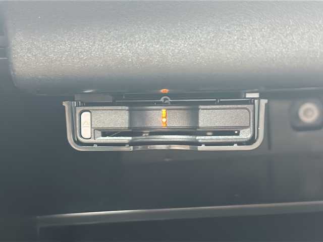 ボルボ ＸＣ９０ T5 AWD モーメンタム 愛知県 2018(平30)年 3.9万km オニキスブラックP /正規ディーラー車/ベージュ革シート//純正ナビ/フルセグ/BT/CD/USB//全方位カメラ/前後ドラレコ/ETC//純正19インチアルミホイール//純正ドアバイザー//純正フロアマット//メモリ付きパワーシート/前席・2列目シートヒーター//革巻きステア/ステアスイッチ/ステアヒーター//パワーバックドア//純正LEDオートライト/オートハイビーム//アクティブベンディングライト//衝突軽減ブレーキ/衝突回避アシスト/BSM//RSA/ACC/レーンキープアシスト//クロストラフィックアラート//パーキングアシスト/自動駐車//ルーフレール//電子パーキング//新車時保証書//取扱説明書//スペアスマートキー有