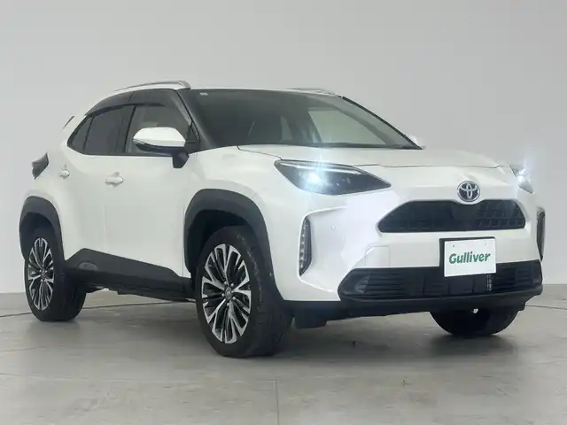 トヨタ ヤリスクロス ハイブリッド Z 愛知県 2021(令3)年 5.3万km ホワイトパールクリスタルシャイン 8インチディスプレイオーディオ　/（Bluetooth）/レーダークルーズコントロール　/パノラミックビューモニター　/ブラインドスポットモニター　/コーナーセンサー　/衝突軽減システム　/レーンキープアシスト　/ハーフレザーシート　/前席シートヒーター　/運転席パワーシート　/ヘッドアップディスプレイ　/ETC2.0/純正AW/スペアキー