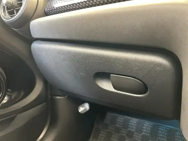 ＭＩＮＩ ミニ クーパー SD 福岡県 2020(令2)年 3.7万km ホワイト・シルバー ユニオンジャックテール　/ＡＣＣ　/衝突軽減Ｂ　/純正ナビ　/バックカメラ　/前後クリアランスソナー　/コンフォートアクセス　/ＬＥＤヘッドライト　/アンビエントライト　/ＭＩＮＩドライビングモード　/純正１７インチＡＷ