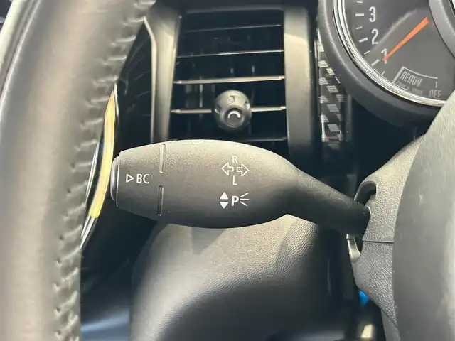 ＭＩＮＩ ミニ クーパー SD 福岡県 2020(令2)年 3.7万km ホワイト・シルバー ユニオンジャックテール　/ＡＣＣ　/衝突軽減Ｂ　/純正ナビ　/バックカメラ　/前後クリアランスソナー　/コンフォートアクセス　/ＬＥＤヘッドライト　/アンビエントライト　/ＭＩＮＩドライビングモード　/純正１７インチＡＷ