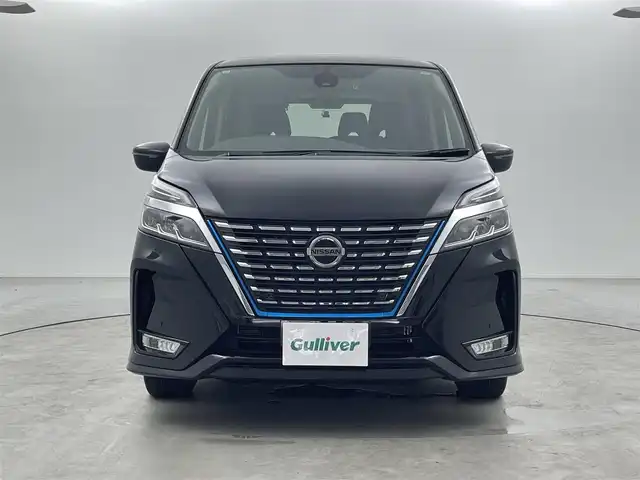 日産 セレナ e－パワー ハイウェイスター V 福井県 2021(令3)年 3.1万km ダイヤモンドブラック 純正7インチナビ/・FM/AM/Bluetooth/フルセグ/CD/DVD/・バックカメラ/プロパイロット/インテリジェントエマージェンシーブレーキ/コーナーセンサー/BSM/踏み間違い衝突防止アシスト/車線逸脱防止支援システム/両側パワースライドドア/ドライブレコーダー/ETC/純正15インチアルミホイール/純正フロアマット/USB入力端子