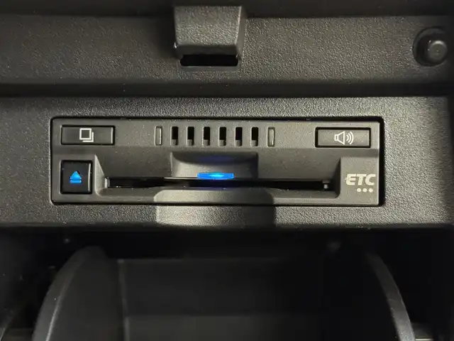 トヨタ アルファード S Cパッケージ 群馬県 2020(令2)年 3.4万km ホワイトパールクリスタルシャイン トヨタセーフティセンス/・プリクラッシュセーフティ/・レーントレーシングアシスト/・ロードサインアシスト/・オートマチックハイビーム/・レーダークルーズコントロール/・クリアランスソナー/・パーキングサポートブレーキ/サンルーフ/純正フリップダウンモニター/純正9インチディスプレイオーディオ/・フルセグTV(TVキャンセラー)/・ナビキット/・CD/DVDデッキ/・BT/USB/AM.FM/・Applecarplay/Androidauto/三眼LEDヘッドライト/パワーバックドア/両側電動スライドドア/バックカメラ/ビルトインETC/前後ドライブレコーダー/ウッドコンビハンドル/ステアリングスイッチ/ステアリングヒーター/レザーシート/D席メモリ付パワーシート/全席パワーシート/前席シートヒーター/エアーシート/リアスモークフィルム/スマートキー/プッシュスタート/電動パーキングブレーキ/オートホールド/フォグランプ/オートライト/純正18インチAW/純正フロアマット/電動格納ウィンカーミラー/横滑り防止システム