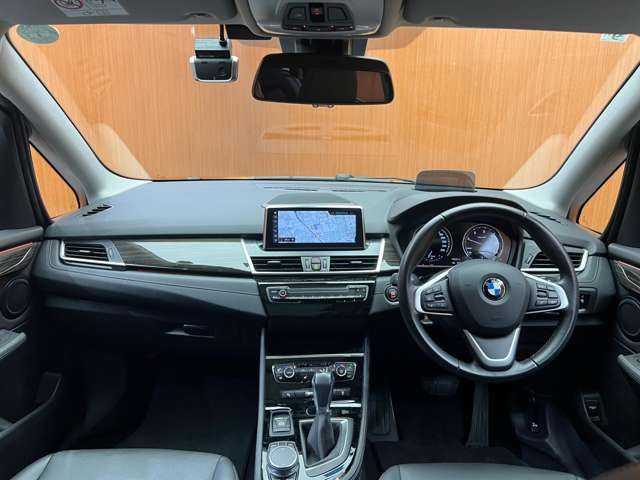 ＢＭＷ ２１８ｄ グランツアラー ラグジュアリー 千葉県 2019(令1)年 4万km ミネラルホワイト パノラマＳＲ　/黒革　/ＨＵＤ　/ＡＣＣ　/アドバンスドアクティブセーフティＰＫＧ　/セレクトＰＫＧ　/ナビ　/Ｂｌｕｅｔｏｏｔｈ接続　/Ｂカメラ　/シートＨ　/ＬＥＤライト　/衝突軽減Ｂ　/ＬＫＡ　/パーキングサポートＰＫＧ