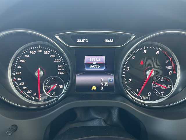メルセデス・ベンツ ＣＬＡ１８０ Sブレイク AMG スタイル 神奈川県 2018(平30)年 5.7万km ポーラホワイト サンルーフ/harman/kardon/純正ナビ(CD/DVD/SD/USB/BT/フルセグTV)/バックカメラ/レーダークルーズコントロール/パドルシフト/アクティブブレーキアシスト/アクティブレーンキーピングアシスト/アテンションアシスト/ブラインドスポットアシスト/ハーフレザーシート/D/N席メモリ付パワーシート/D/N席シートヒーター/ビルトインETC/ドライブレコーダー/社外GPSレーダー/オートライト/純正フロアマット/ISOFIX/スペアキー×1/保証書/取扱説明書