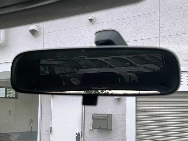 トヨタ ハイラックス サーフ SSR－X 千葉県 2002(平14)年 8.2万km ベージュ ベージュ全塗装　リフトＵＰサス　ホワイトレター　Ｍ／Ｔタイヤ　１７インチＡＷ　外イカリングライト　外テールライト　ブラックミラー　ブラックリアスポイラー　ナビ　バックカメラ　クラッツィオ革調カバー