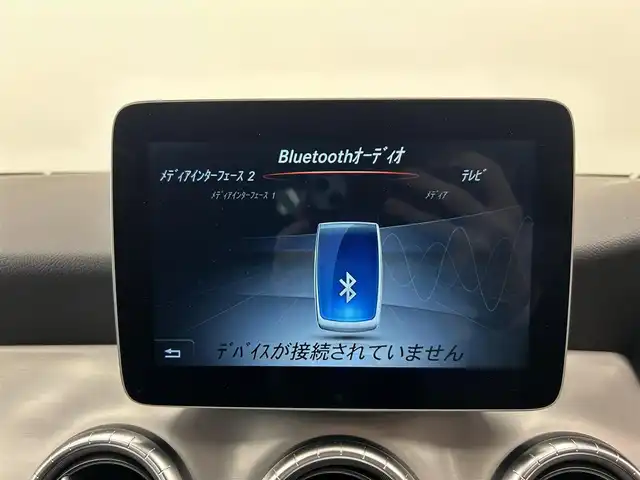 メルセデス・ベンツ ＣＬＡ１８０ Sブレイク　スポーツ 岡山県 2017(平29)年 3.5万km カルサイトホワイト 純正ナビ/Rカメラ/Bluetooth/AppleCarplay/AndoroidoAuto/LEDヘッドライト/パワーシート/オートライト/オートワイパー/ハーフレザー/シートヒーター/ACC/ETC/アクティブブレーキアシスト/アテンションアシスト/ブラインドスポット/レーンキープアシスト/PTG/ブレーキAH/アイドリングストップ