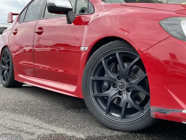 スバル ＷＲＸ ＳＴＩ STI 青森県 2016(平28)年 13.7万km ピュアレッド ４WD/6速MT/車高調(純正サスペンション有)/社外ナビ(フルセグTV/CD/DVD/AM・FM/BT/HDMI)/バックカメラ/サイドビューモニター/ETC/前方ドラレコ/社外SSR18インチアルミホイール(純正アルミホイール有)/純正フロアマット/スペアキー