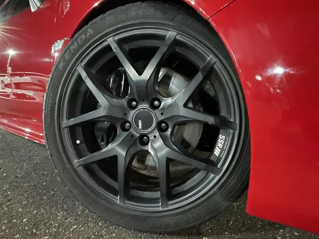 スバル ＷＲＸ ＳＴＩ STI 青森県 2016(平28)年 13.7万km ピュアレッド ４WD/6速MT/車高調(純正サスペンション有)/社外ナビ(フルセグTV/CD/DVD/AM・FM/BT/HDMI)/バックカメラ/サイドビューモニター/ETC/前方ドラレコ/社外SSR18インチアルミホイール/純正アルミホイール付きスタッドレスタイヤ積込/純正フロアマット/スペアキー