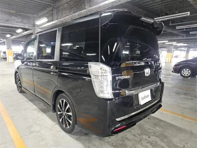 ホンダ ステップワゴン スパーダ Z 香川県 2013(平25)年 8万km プレミアムスパークルブラックパール ワンオーナー/純正9型ナビ/　(Bluetooth/CD/DVD)/フルセグTV/両側パワースライドドア/ビルトインETC/アルパイン10.2型リアビジョン/ビークルスタビリティアシスト/HIDヘッドランプ/オートライト/オートエアコン/本革巻きステアリング/ステアリングスイッチ/パドルシフト/レザー調シートカバー付/クールスピリット用17インチAW（純正積み込み）/スマートキーシステム/イモビライザー/セキュリティアラーム/禁煙車