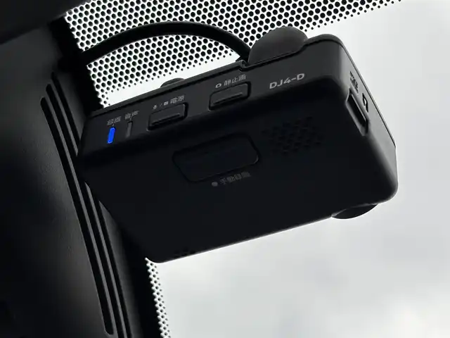 日産 セレナ e－パワー ハイウェイスター V 大分県 2019(平31)年 2.3万km ブリリアントホワイトパール ・純正ナビ(CD.DVD.SD.BT.USB)/・アラウンドビューモニター/・プロパイロット/・パーキングアシスト/・フルセグテレビ/・エマージェンシーブレーキ/・コーナーセンサー/・両側パワースライドドア/・ETC/・ドライブレコーダー/・ブレーキホールド/・ステアリングリモコン/・ステアリングヒーター/・デジタルインナーミラー/・ローダウン