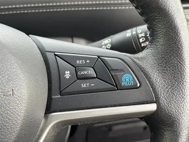日産 セレナ e－パワー ハイウェイスター V 大分県 2019(平31)年 2.3万km ブリリアントホワイトパール ・純正ナビ(CD.DVD.SD.BT.USB)/・アラウンドビューモニター/・プロパイロット/・パーキングアシスト/・フルセグテレビ/・エマージェンシーブレーキ/・コーナーセンサー/・両側パワースライドドア/・ETC/・ドライブレコーダー/・ブレーキホールド/・ステアリングリモコン/・ステアリングヒーター/・デジタルインナーミラー/・ローダウン