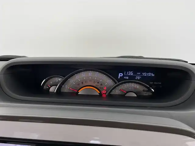 ダイハツ ムーヴ キャンバス G メイクアップ SA Ⅲ 大分県 2017(平29)年 4.6万km パールホワイトⅢ/ナチュラルベージュマイカメタリック 2トーン ワンオーナー/禁煙車/スマートアシスト3搭載/衝突警報機能/衝突回避支援ブレーキ機能/作動車速60km/h以下/対歩行者は50km/h以下/車線逸脱警報機能	/誤発進抑制機能(前方)/誤発進抑制機能(後方)/先行車発進お知らせ機能/オートハイビーム/純正SDナビ　型式：NSZN-W68D/【フルセグTV、DVD再生可、BT対応】/ステアリングスイッチ/バックカメラ/ナビ連動ドライブレコーダー（前方）/ETC/両側電動スライドドア/アイドリングストップ/横滑り防止装置/電動格納ミラー/純正フロアマット/オートライト/LEDヘッドライト/LEDフォグ/保証書、取説、スペアキー有り