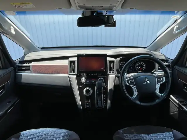 三菱 デリカＤ：５ P 滋賀県 2020(令2)年 3.4万km アイガーグレーメタリック 純正10型ナビ/・Bluetooth/フルセグ/・CD/DVD/アラウンドビューモニター/革巻きステアリング/ステアリングリモコン/パドルシフト/ETC/前後ドライブレコーダー/レーダークルーズコントロール/電動オートステップ/両側パワースライド/パワーバックドア/前席シートヒーター/運転席パワーシート/オートブレーキホールド/LEDオートライト/オートハイビーム/フォグライト/スマートキー