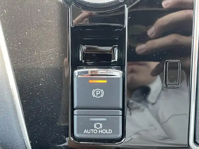 三菱 デリカＤ：５ P 滋賀県 2020(令2)年 3.4万km アイガーグレーメタリック 純正10型ナビ/・Bluetooth/フルセグ/・CD/DVD/アラウンドビューモニター/革巻きステアリング/ステアリングリモコン/パドルシフト/ETC/前後ドライブレコーダー/レーダークルーズコントロール/電動オートステップ/両側パワースライド/パワーバックドア/前席シートヒーター/運転席パワーシート/オートブレーキホールド/LEDオートライト/オートハイビーム/フォグライト/スマートキー