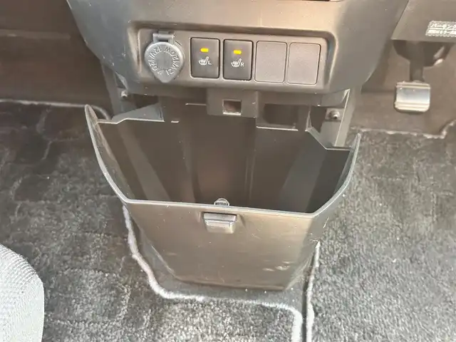トヨタ タンク カスタムG－T 宮城県 2018(平30)年 4.7万km レーザーブルークリスタルシャイン コンフォートパッケージ/・シートヒーター（運転席/助手席）/・シートバックテーブル（運転席/助手席）/＝＝＝/スマートアシスト2/・衝突警報機能/・衝突回避支援ブレーキ機能/・車線逸脱警報機能/・誤発進抑制制御機能/・先行車発進お知らせ機能/純正9インチナビ（NSZT-Y66T）/・CD/DVD/・Bluetooth/・フルセグTV/バックカメラ/ビルトインETC2.0/ドライブレコーダー/両側パワースライドドア/革巻きステアリング/クルーズコントロール/LEDヘッドランプ/フォグランプ/オートライト/スマートキー＆プッシュスタート/電動格納ミラー/純正15インチAW/フロアマット/ドアバイザー/Wエアバッグ