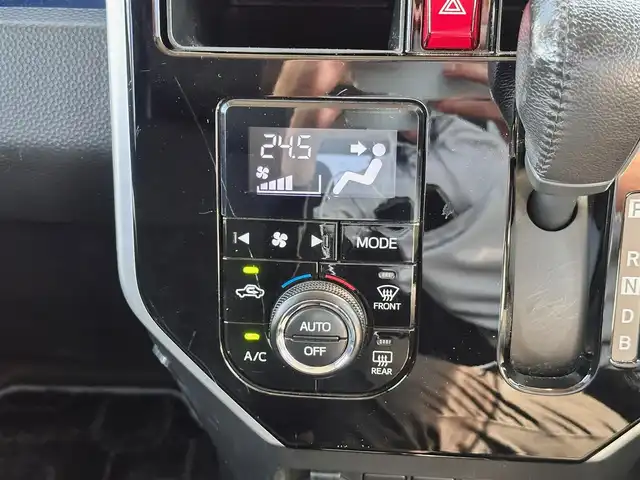 トヨタ タンク カスタムG－T 宮城県 2018(平30)年 4.7万km レーザーブルークリスタルシャイン コンフォートパッケージ/・シートヒーター（運転席/助手席）/・シートバックテーブル（運転席/助手席）/＝＝＝/スマートアシスト2/・衝突警報機能/・衝突回避支援ブレーキ機能/・車線逸脱警報機能/・誤発進抑制制御機能/・先行車発進お知らせ機能/純正9インチナビ（NSZT-Y66T）/・CD/DVD/・Bluetooth/・フルセグTV/バックカメラ/ビルトインETC2.0/ドライブレコーダー/両側パワースライドドア/革巻きステアリング/クルーズコントロール/LEDヘッドランプ/フォグランプ/オートライト/スマートキー＆プッシュスタート/電動格納ミラー/純正15インチAW/フロアマット/ドアバイザー/Wエアバッグ