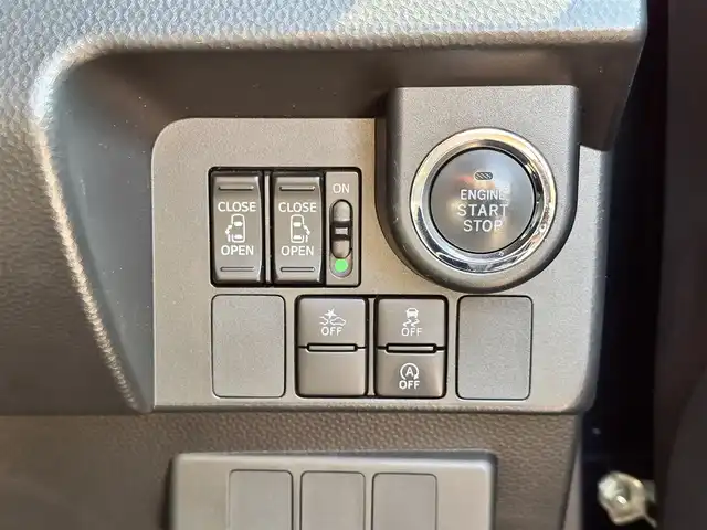 トヨタ タンク カスタムG－T 宮城県 2018(平30)年 4.7万km レーザーブルークリスタルシャイン コンフォートパッケージ/・シートヒーター（運転席/助手席）/・シートバックテーブル（運転席/助手席）/＝＝＝/スマートアシスト2/・衝突警報機能/・衝突回避支援ブレーキ機能/・車線逸脱警報機能/・誤発進抑制制御機能/・先行車発進お知らせ機能/純正9インチナビ（NSZT-Y66T）/・CD/DVD/・Bluetooth/・フルセグTV/バックカメラ/ビルトインETC2.0/ドライブレコーダー/両側パワースライドドア/革巻きステアリング/クルーズコントロール/LEDヘッドランプ/フォグランプ/オートライト/スマートキー＆プッシュスタート/電動格納ミラー/純正15インチAW/フロアマット/ドアバイザー/Wエアバッグ