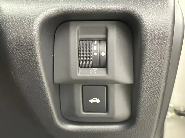 トヨタ ＧＲ８６ RZ 新潟県 2022(令4)年 2.1万km パール 社外メモリナビ（Bluetooth/CD/DVD）/GRスポーツマフラー/レザーシート/衝突被害軽減システム/シートヒーター/前席シートヒーター/前後ドライブレコーダー/LEDオートライト/オートマチックハイビーム/フォグランプ/地デジ/アイドリングストップ/ビルトインETC/プッシュスタート/ステアリングリモコン/純正１８インチアルミホイール/スマートキー