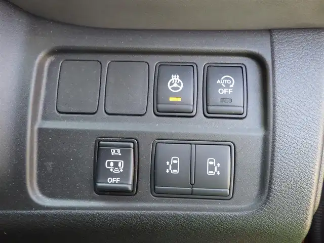 日産 セレナ ハイウェイスター V 千葉県 2020(令2)年 5万km サンライズオレンジ/ダイヤモンドブラック 195/60R16/エマージェンシーブレーキ/ハンズフリー両側パワースライドドア/9インチ純正SDナビ/地デジTV/【BD/DVD/CD再生機能　Bluetooth接続】/アラウンドビューモニター/フリップダウンモニター/ドライブレコーダー（DJ4-D）/前席シートヒーター/革巻きステアリング/ステアリングスイッチ/ETC/LEDヘッドライト/フォグライト/ウインカーミラー/コーナーセンサー/純正16インチアルミホイル/サイド/カーテンエアバッグ/インテリジェントキー