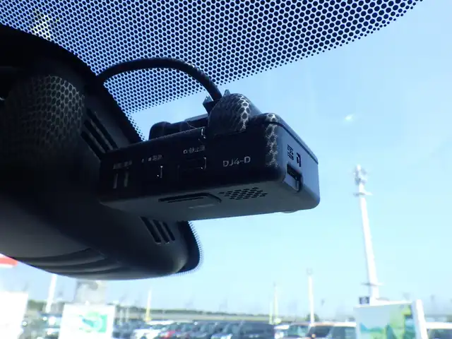 日産 セレナ ハイウェイスター V 千葉県 2020(令2)年 5万km サンライズオレンジ/ダイヤモンドブラック 195/60R16/エマージェンシーブレーキ/ハンズフリー両側パワースライドドア/9インチ純正SDナビ/地デジTV/【BD/DVD/CD再生機能　Bluetooth接続】/アラウンドビューモニター/フリップダウンモニター/ドライブレコーダー（DJ4-D）/前席シートヒーター/革巻きステアリング/ステアリングスイッチ/ETC/LEDヘッドライト/フォグライト/ウインカーミラー/コーナーセンサー/純正16インチアルミホイル/サイド/カーテンエアバッグ/インテリジェントキー