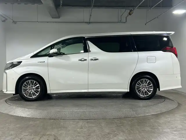 トヨタ アルファードハイブリット SR Cパッケージ 神奈川県 2020(令2)年 6.7万km ホワイトパールクリスタルシャイン 純正メーカーOPナビ　/パノラミックビューモニター　/-Miracast/CD/DVD/Bluetooth/フルセグTV/USB/JBL/両側パワースライドドア/トヨタセーフティセンス　/プリクラッシュセーフティシステム　/レーンディパーチャーアラート　/レーダークルーズコントロール　/前後クリアランスソナー/ワイヤレス充電/レザーシート/シートヒーター＆ベンチレーション　/メモリーシート/前後ドラレコ/電動パーキング/ブレーキホールド/三眼LEDヘッドライト