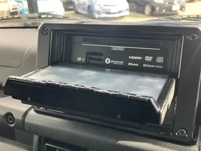 スズキ ジムニー シエラ JL 道南・函館 2018(平30)年 5.5万km スペリアホワイト /純正ナビ//フルセグＴＶ//純正エンジンスターター//ドライブレコーダー//シートヒーター//バックカメラ//衝突被害軽減ブレーキ//車線逸脱警報//コーナーセンサー//ダウンヒルアシストコントロール//オートハイビーム