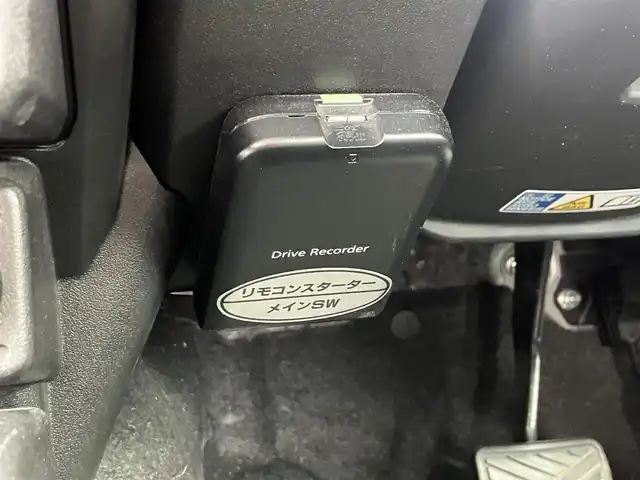 スズキ ジムニー シエラ JL 道南・函館 2018(平30)年 5.5万km スペリアホワイト /純正ナビ//フルセグＴＶ//純正エンジンスターター//ドライブレコーダー//シートヒーター//バックカメラ//衝突被害軽減ブレーキ//車線逸脱警報//コーナーセンサー//ダウンヒルアシストコントロール//オートハイビーム