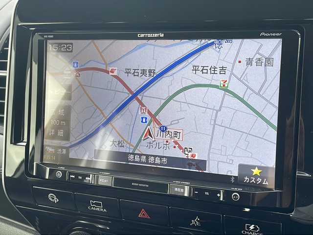 日産 セレナ e－パワー ハイウェイスター V 徳島県 2020(令2)年 4.1万km ブリリアントホワイトパール 社外9型ナビ　AVIC-RQ903/（DISC/SD/フルセグ/BT/ラジオ/USB/iPod/HDMI）/10.2型フリップダウンモニター/全方位カメラ/プロパイロット/ブラインドスポットモニター/オートブレーキホールド/パーキングアシスト/ドライブレコーダー/ETC/純正フロアマット/純正15インチアルミホイール/純正LEDヘッドライト/フォグライト/ドアバイザー/両側電動スライドドア/プッシュスタート