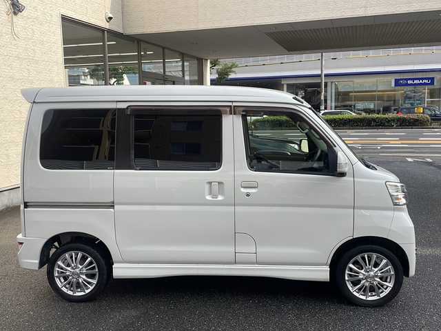 ダイハツ アトレー ワゴン カスタムターボRS LTD SAⅢ 広島県 2019(平31)年 12.3万km パールホワイトⅢ /登録時走行距離/　　　　　　　122457キロ/アイドリングストップ/ターボ/ハイルーフ/社外ナビ/バックカメラ/地デジ/左後パワースライドドア/ETC/新車時整備手帳/　　【保証書】/取扱説明書/
