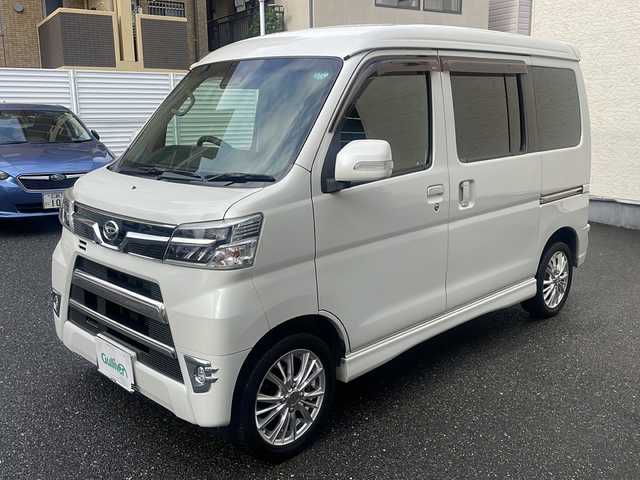 ダイハツ アトレー ワゴン カスタムターボRS LTD SAⅢ 広島県 2019(平31)年 12.3万km パールホワイトⅢ /登録時走行距離/　　　　　　　122457キロ/アイドリングストップ/ターボ/ハイルーフ/社外ナビ/バックカメラ/地デジ/左後パワースライドドア/ETC/新車時整備手帳/　　【保証書】/取扱説明書/