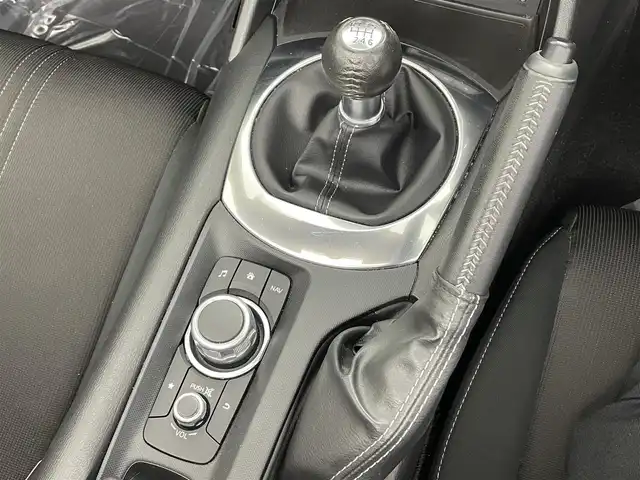 マツダ ロードスター S スペシャルパッケージ 埼玉県 2020(令2)年 5.9万km ソウルレッドクリスタルM 純正ナビ Bluetooth バックカメラ CD/DVD シートヒーター コーナーセンサー オートハイビーム 衝突軽減システム ＢＳＭ スマートキー 純正16インチアルミホイール 禁煙車 ＥＴＣ