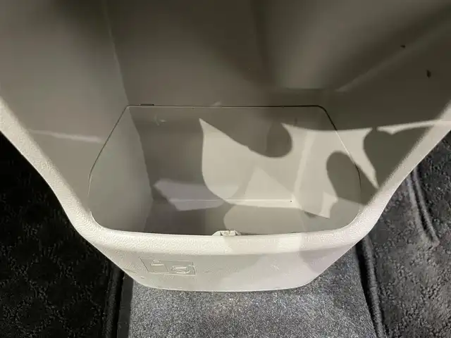 ダイハツ ムーヴ L SAⅡ 鹿児島県 2016(平28)年 8.3万km ブラックマイカメタリック ナビ/(フルセグTV/Bluetooth/DVD/CD)/スマートアシストII/　・衝突警報機能/　・車線逸脱警報機能/　・衝突回避支援ブレーキ機能/　・衝突警報機能（対車両）/　・誤発進抑制制御機能/　・先行車発進お知らせ機能/フロアマット/ベンチシート/電動格納ミラー/ドアバイザー/ヘッドライトレベライザー