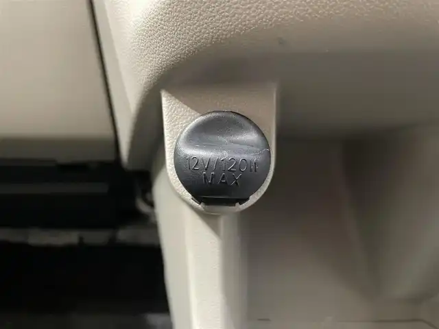 ダイハツ ムーヴ L SAⅡ 鹿児島県 2016(平28)年 8.3万km ブラックマイカメタリック ナビ/(フルセグTV/Bluetooth/DVD/CD)/スマートアシストII/　・衝突警報機能/　・車線逸脱警報機能/　・衝突回避支援ブレーキ機能/　・衝突警報機能（対車両）/　・誤発進抑制制御機能/　・先行車発進お知らせ機能/フロアマット/ベンチシート/電動格納ミラー/ドアバイザー/ヘッドライトレベライザー