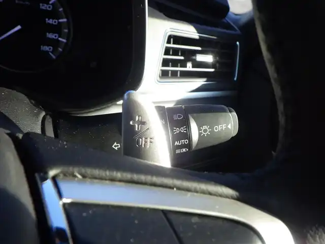 三菱 デリカＤ：５ シャモニー 千葉県 2025(令7)年 0.1千km グラファイトグレーメタリック/ブラックマイカ CHAMONIX (8人)　4WD　e-Assist/オリジナルナビ取付パッケージ＋リアモニター取付パッケージ(25/300)　ステップレス　（8人）/e-Assist/・衝突被害軽減ブレーキシステム（FCM）/・車線逸脱警報システム（LDW）/・レーダークルーズコントロールシステム（ACC）/・誤発進抑制機能（前進＆後退時）（UMS）/・オートマチックハイビーム[AHB]/エレクトリックテールゲート/両側パワースライドドア/ハーフレザーシート/運転席パワーシート/前席シートヒーター/革巻きステアリング/ステアリングヒーター/ステアリングスイッチ/LEDヘッドライト/フォグライト/ウインカーミラー/純正18インチアルミホイル/サイド/カーテンエアバッグ/スマートキー