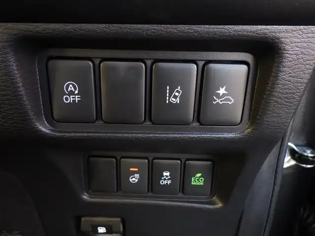 三菱 デリカＤ：５ シャモニー 千葉県 2025(令7)年 0.1千km グラファイトグレーメタリック/ブラックマイカ CHAMONIX (8人)　4WD　e-Assist/オリジナルナビ取付パッケージ＋リアモニター取付パッケージ(25/300)　ステップレス　（8人）/e-Assist/・衝突被害軽減ブレーキシステム（FCM）/・車線逸脱警報システム（LDW）/・レーダークルーズコントロールシステム（ACC）/・誤発進抑制機能（前進＆後退時）（UMS）/・オートマチックハイビーム[AHB]/エレクトリックテールゲート/両側パワースライドドア/ハーフレザーシート/運転席パワーシート/前席シートヒーター/革巻きステアリング/ステアリングヒーター/ステアリングスイッチ/LEDヘッドライト/フォグライト/ウインカーミラー/純正18インチアルミホイル/サイド/カーテンエアバッグ/スマートキー