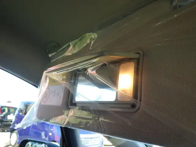 三菱 デリカＤ：５ シャモニー 千葉県 2025(令7)年 0.1千km グラファイトグレーメタリック/ブラックマイカ CHAMONIX (8人)　4WD　e-Assist/オリジナルナビ取付パッケージ＋リアモニター取付パッケージ(25/300)　ステップレス　（8人）/e-Assist/・衝突被害軽減ブレーキシステム（FCM）/・車線逸脱警報システム（LDW）/・レーダークルーズコントロールシステム（ACC）/・誤発進抑制機能（前進＆後退時）（UMS）/・オートマチックハイビーム[AHB]/エレクトリックテールゲート/両側パワースライドドア/ハーフレザーシート/運転席パワーシート/前席シートヒーター/革巻きステアリング/ステアリングヒーター/ステアリングスイッチ/LEDヘッドライト/フォグライト/ウインカーミラー/純正18インチアルミホイル/サイド/カーテンエアバッグ/スマートキー