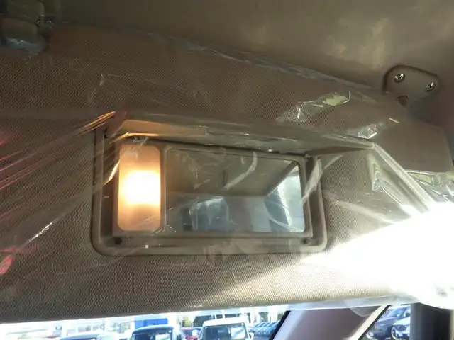 三菱 デリカＤ：５ シャモニー 千葉県 2025(令7)年 0.1千km グラファイトグレーメタリック/ブラックマイカ CHAMONIX (8人)　4WD　e-Assist/オリジナルナビ取付パッケージ＋リアモニター取付パッケージ(25/300)　ステップレス　（8人）/e-Assist/・衝突被害軽減ブレーキシステム（FCM）/・車線逸脱警報システム（LDW）/・レーダークルーズコントロールシステム（ACC）/・誤発進抑制機能（前進＆後退時）（UMS）/・オートマチックハイビーム[AHB]/エレクトリックテールゲート/両側パワースライドドア/ハーフレザーシート/運転席パワーシート/前席シートヒーター/革巻きステアリング/ステアリングヒーター/ステアリングスイッチ/LEDヘッドライト/フォグライト/ウインカーミラー/純正18インチアルミホイル/サイド/カーテンエアバッグ/スマートキー