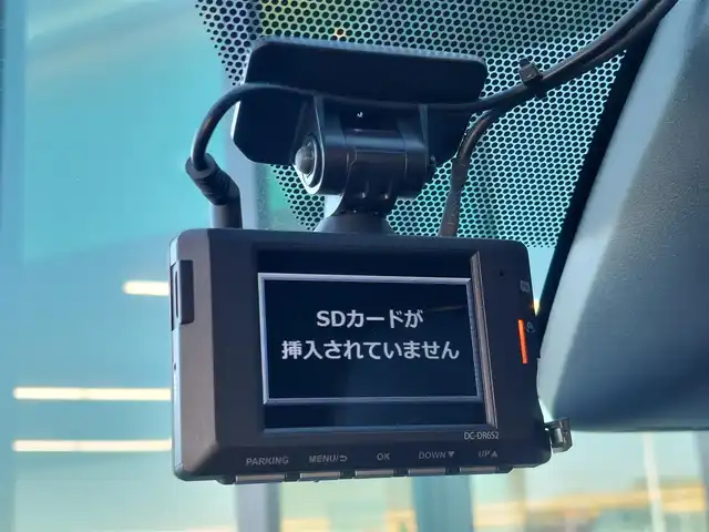 トヨタ エスクァイア Gi プレミアムパッケージ ブラックテーラード 東京都 2020(令2)年 4.2万km ブラック トヨタセーフティセンス　/・衝突被害軽減ブレーキ/・レーンキープアシスト/・クルーズコントロール/・先行車発進告知機能/・標識認識機能/純正ナビ　/・ＦＭ／ＡＭ／ＣＤ／ＤＶＤ/・フルセグＴＶ／Ｂｌｕｅｔｏｏｔｈ　/両側パワースライドドア　/純正フリップダウンモニター　/ＥＴＣ２．０ /ハーフレザーシート/三列シート /ウォークスルーシート/プッシュスタート/スマートキー/純正15インチアルミホイール/純正フロアマット/オートライト/オートエアコン