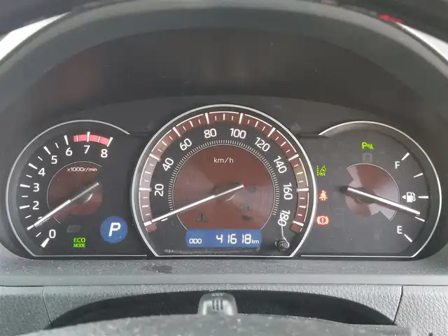 トヨタ エスクァイア Gi プレミアムパッケージ ブラックテーラード 東京都 2020(令2)年 4.2万km ブラック トヨタセーフティセンス　/・衝突被害軽減ブレーキ/・レーンキープアシスト/・クルーズコントロール/・先行車発進告知機能/・標識認識機能/純正ナビ　/・ＦＭ／ＡＭ／ＣＤ／ＤＶＤ/・フルセグＴＶ／Ｂｌｕｅｔｏｏｔｈ　/両側パワースライドドア　/純正フリップダウンモニター　/ＥＴＣ２．０ /ハーフレザーシート/三列シート /ウォークスルーシート/プッシュスタート/スマートキー/純正15インチアルミホイール/純正フロアマット/オートライト/オートエアコン