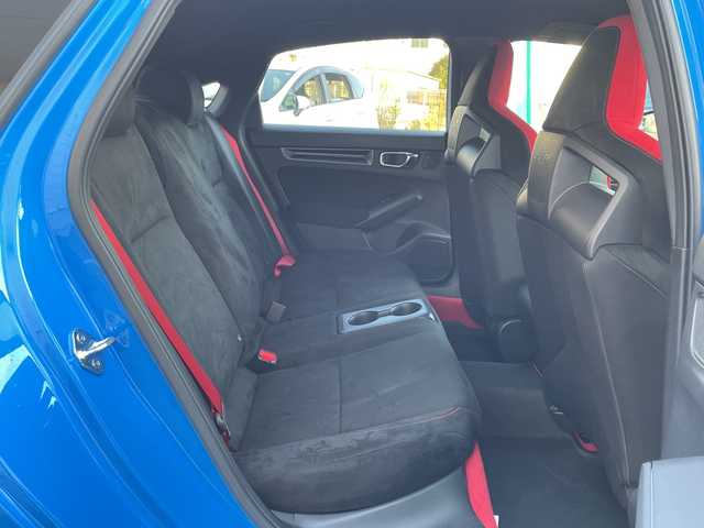 ホンダ シビック タイプR 神奈川県 2024(令6)年 0.1万km レーシングブルーパール ワンオーナー/純正ナビ/【BT/AppleCarPlay/Android Auto/フルセグTV】/バックカメラ/ホンダセンシング/・衝突軽減ブレーキ/・アダプティブクルーズコントロール/・車線維持支援システム/・路外逸脱抑制機能/・誤発進抑制機能/・先行車発進お知らせ機能/・標識認識機能/・歩行者事故低減ステアリング/・近距離衝突軽減ブレーキ/レッドブレーキキャリパー/電動パーキングブレーキ/ブレーキホールド/前後コーナーセンサー/純正19インチアルミ/社外フロアマット/ETC2.0/オートライト/新車時保証書/取扱説明書/スペアキー×１