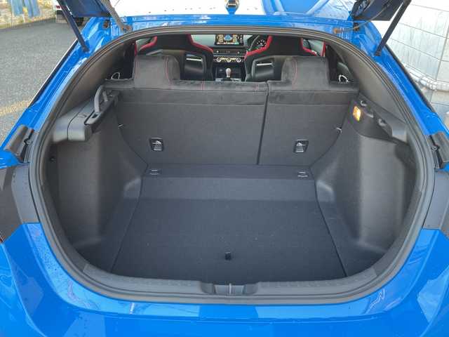 ホンダ シビック タイプR 神奈川県 2024(令6)年 0.1万km レーシングブルーパール ワンオーナー/純正ナビ/【BT/AppleCarPlay/Android Auto/フルセグTV】/バックカメラ/ホンダセンシング/・衝突軽減ブレーキ/・アダプティブクルーズコントロール/・車線維持支援システム/・路外逸脱抑制機能/・誤発進抑制機能/・先行車発進お知らせ機能/・標識認識機能/・歩行者事故低減ステアリング/・近距離衝突軽減ブレーキ/レッドブレーキキャリパー/電動パーキングブレーキ/ブレーキホールド/前後コーナーセンサー/純正19インチアルミ/社外フロアマット/ETC2.0/オートライト/新車時保証書/取扱説明書/スペアキー×１