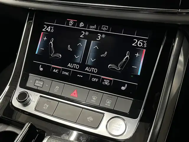 アウディ Ｑ８ 55TFSIクワトロ デビューPKG Sライン 山形県 2020(令2)年 3.9万km ディープブラックパールエフェクト Sラインパッケージ/純正ナビ/・フルセグTV/Bluetooth/USB/・AppleCarPlay/AndroidAuto/Bang＆Olfsenサウンドシステム/マトリクスLEDヘッドライト/レインセンサー/ダウンヒルアシストコントロール/純正前後ドライブレコーダー/ETC2.0/パワーシートD/N/シートヒーターD/N/パーキングエイド/エアサスペンション/アダプティブクルーズコントロール/純正22インチAW