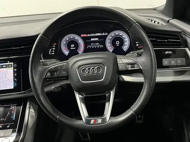 アウディ Ｑ８ 55TFSIクワトロ デビューPKG Sライン 山形県 2020(令2)年 3.9万km ディープブラックパールエフェクト Sラインパッケージ/純正ナビ/・フルセグTV/Bluetooth/USB/・AppleCarPlay/AndroidAuto/Bang＆Olfsenサウンドシステム/マトリクスLEDヘッドライト/レインセンサー/ダウンヒルアシストコントロール/純正前後ドライブレコーダー/ETC2.0/パワーシートD/N/シートヒーターD/N/パーキングエイド/エアサスペンション/アダプティブクルーズコントロール/純正22インチAW